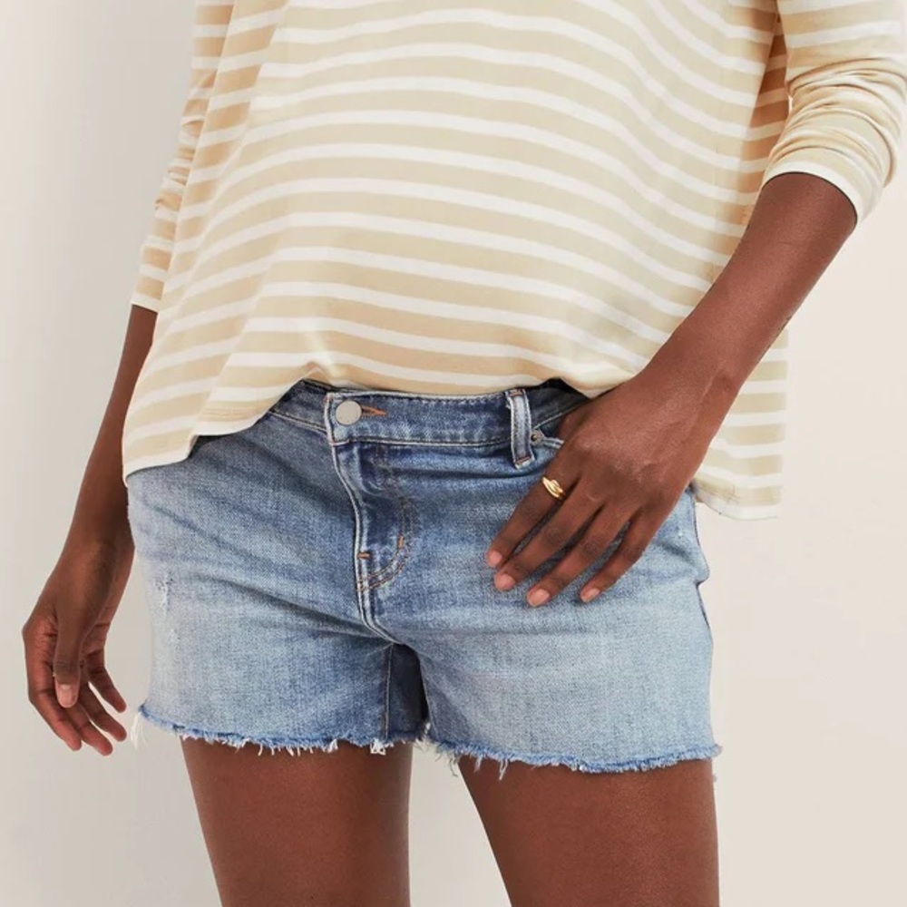 HATCH Maternity The Cut Off Maternity Short - Size 27